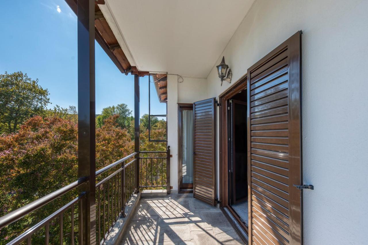 Blooming Memories Apartment Vourvourou Exterior photo